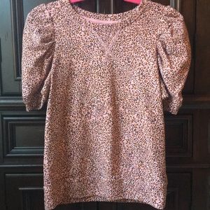 Who What Wear xs pink leopard puffed sleeves shirt.